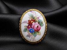 Vintage Brooch Royal Worcester