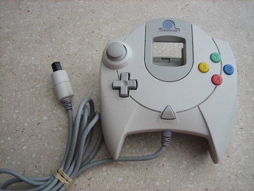 Sega dreamcast hkt 770 wired - sega, hkt-770