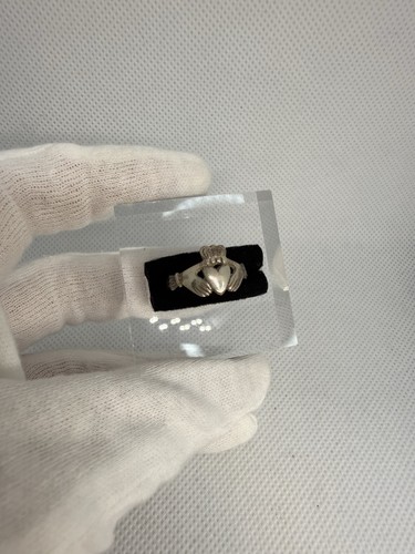 Irish sterling silver claddagh - sterling,