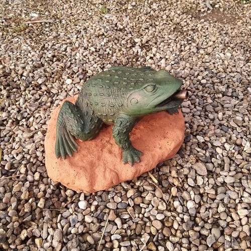 Green two tone - two,