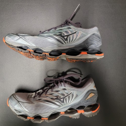 Mizuno prophecy size 10 - size,