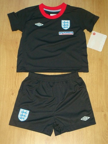 England baby soccer kit - kit, umbro