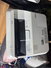 Epsom Projector EB-696ui