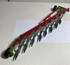 NP244 Britains vintage