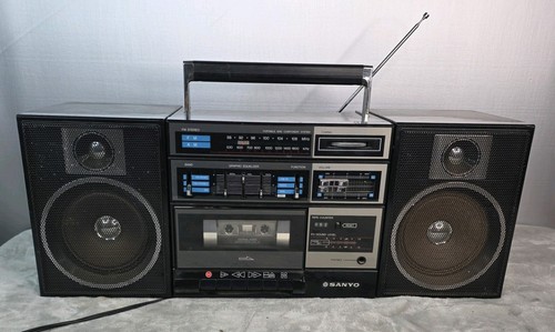 Vintage sanyo c12 boombox - c12,