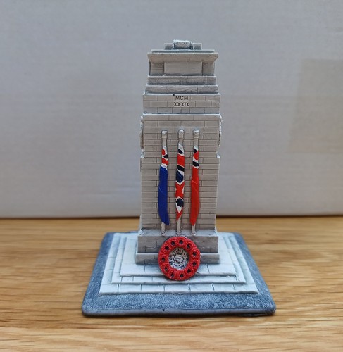 Lilliput lane lest forget - lane, we