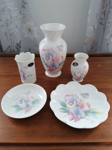 Five pieces aynsley fine - aynsley,
