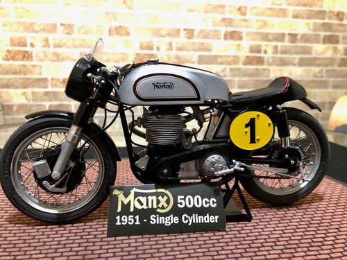 Norton manx plastic model - norton,