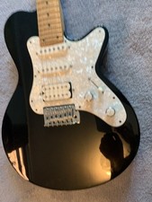 Godin SD Solid Body Electric Guitar with Seymour Duncan humbucker & Godin case