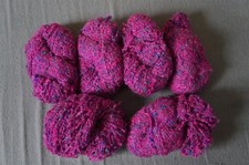 390 G OF BOUCLE KNITTING WOOL