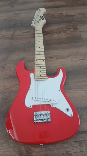 Childrens size electric guitar - childrens,