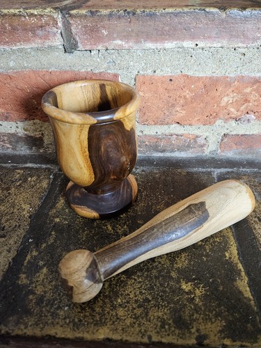 Vintage lignum vitae mortar - ,