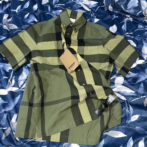 Men burberry shirt size m - burberry,