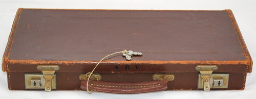 Antique brown leather hard - brown,