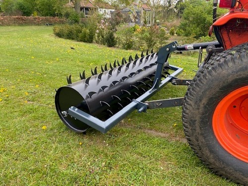 Garden lawn roller aerator - roller,