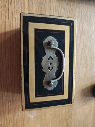 Vintage black locking metal - locking,