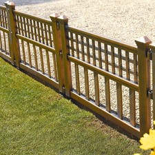 Pack Of 4 Fence Panels Garden Lawn Edging Plant Border Landscape