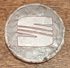 Seat Ibiza Leon Cupra Alloy wheel centre cap trim hub x1  6LL601171   56mm  Used