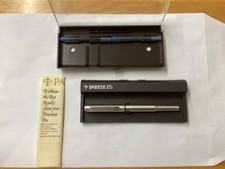 Parker 25 Black Trim Fountain