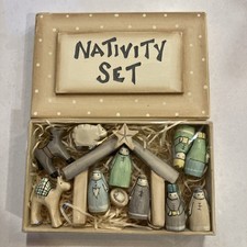 East of India Small Boxed Christmas wooden Nativity Set - 12 Pieces & Lidded Box