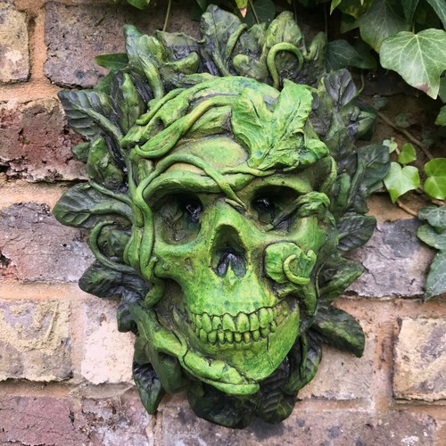 Large skull green man - , wall