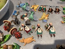 16.   Hantel Pewter Miniatures