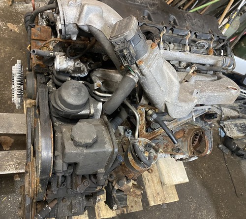 Engine mercedes benz dodge - engine,