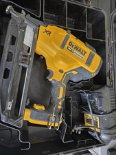 DEWALT DCN660 XR 18V Brushless