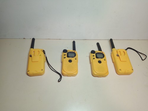 Walkie talkies 4 - walkie,