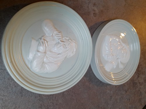 Scottish ceramic moulded wall - scottish,