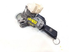 GENUINE 2018 TOYOTA YARIS   IGNITION WITH KEY