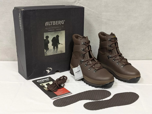 British army altberg defender - altberg,