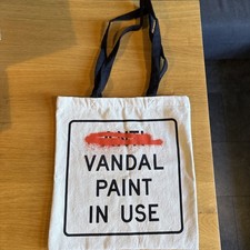 BANKSY CUT AND RUN GOMA