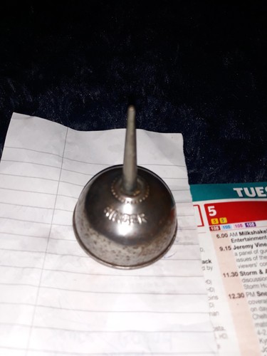 Small 7cm high singer - ,