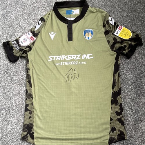 Colchester united match worn - united,