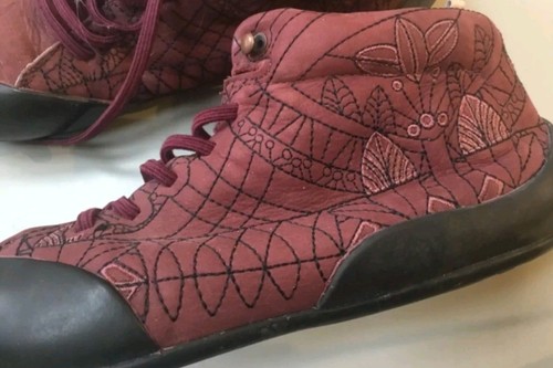 Embroidered camper twin - twin, shoes
