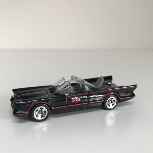 Hot wheels batman 1966 - hot,