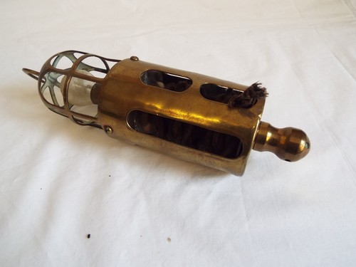 Vintage brass lucas - lucas, bird
