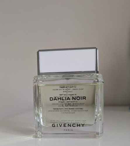 Givenchy dahlia noir - noir, l'eau