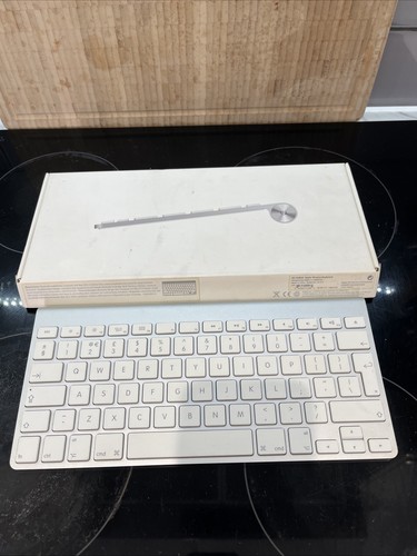 Apple wireless keyboard a1314 - wireless,