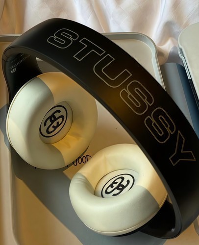 Stussy beats studio pro - stussy, x