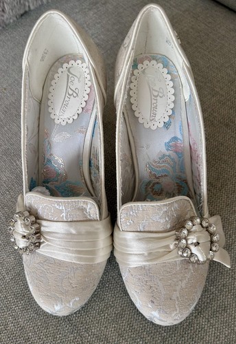 Joe browns couture - couture, lovebird