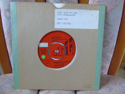 Near mint chuck wood - mint,