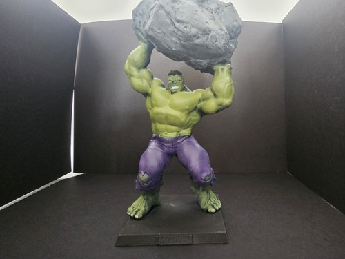 Classic marvel figurine - marvel,