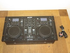 Gemini CDM-4000 twin-drive DJ