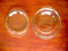 Hostess/Crosslee Round dish or