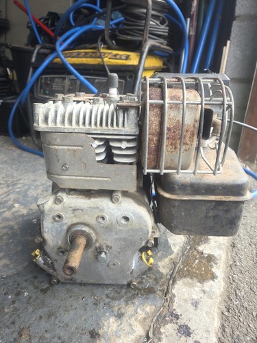 Briggs and stratton - briggs,