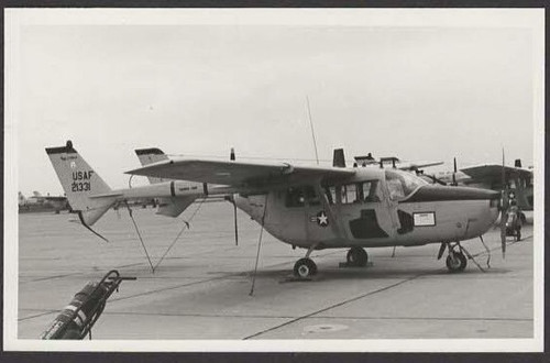 Cessna skymaster - 0-2a,