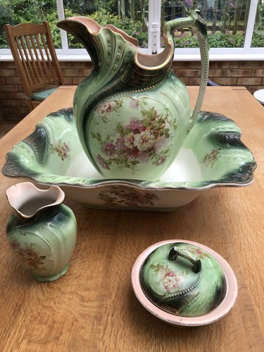 Antique chamber set wash - /,