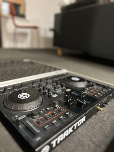 Native instruments traktor - instruments,